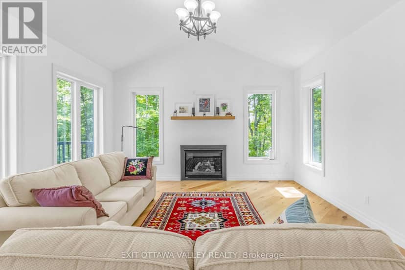 698 Mitchell Road — photo 20 of 40