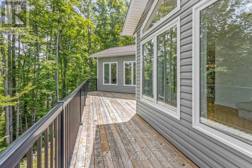 698 Mitchell Road — photo 7 of 40