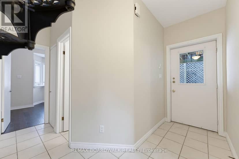 117 Percy Street — photo 6 of 32