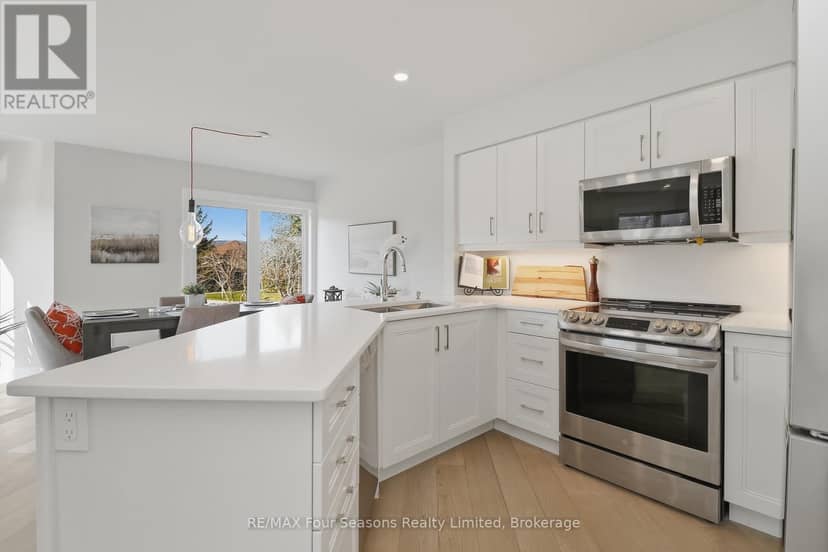 835 Suncrest Circle — photo 16 of 40