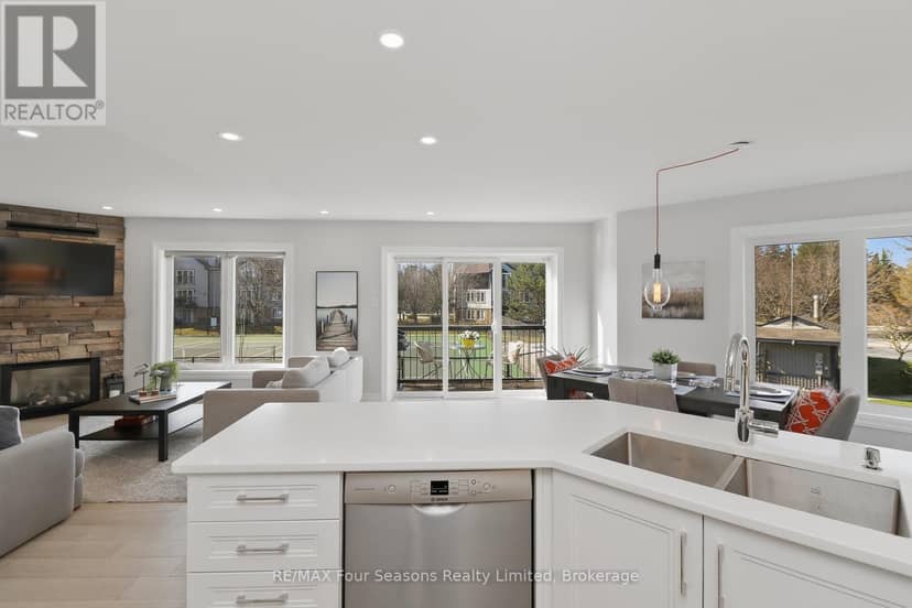 835 Suncrest Circle — photo 1 of 40