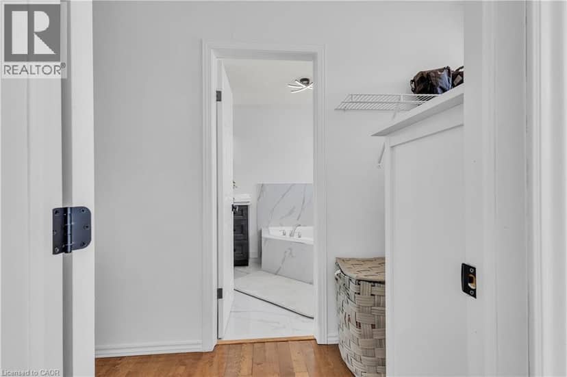73 FITZGERALD Drive — photo 32 of 40