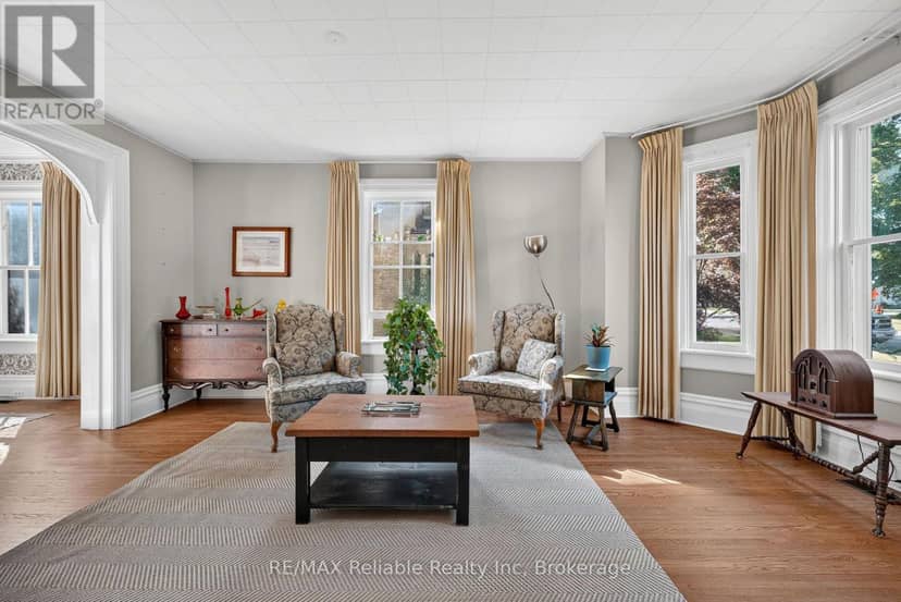 111 John Street, Huron East, photo 6