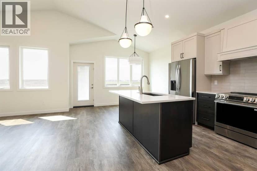 562 Malahat Green W, Lethbridge, photo 4