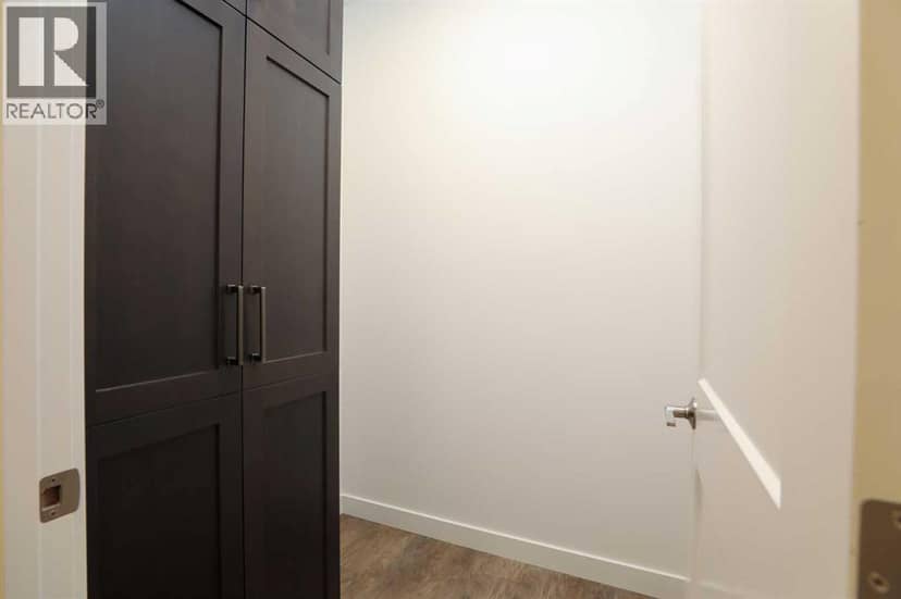 562 Malahat Green W — photo 18 of 31