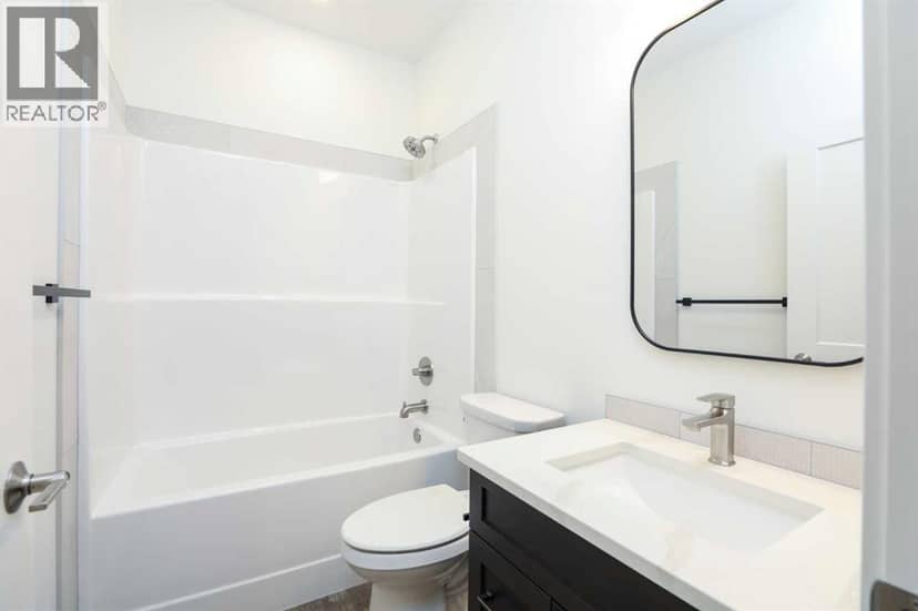 562 Malahat Green W — photo 17 of 31