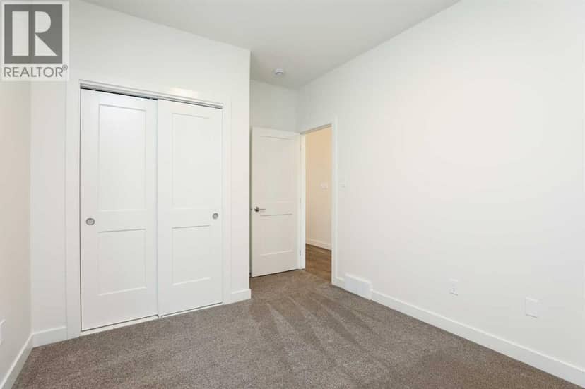 562 Malahat Green W — photo 16 of 31