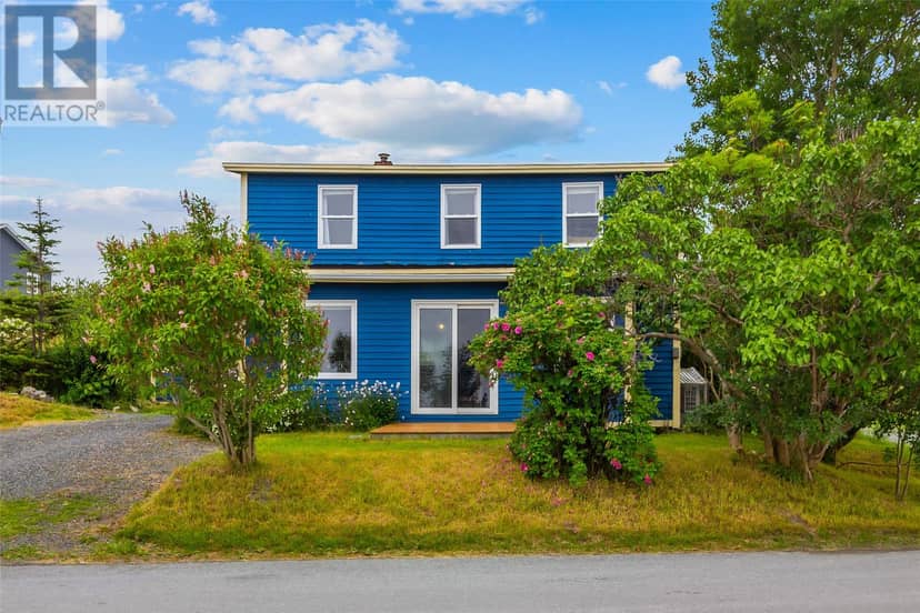 262 Main Road — photo 3 of 39