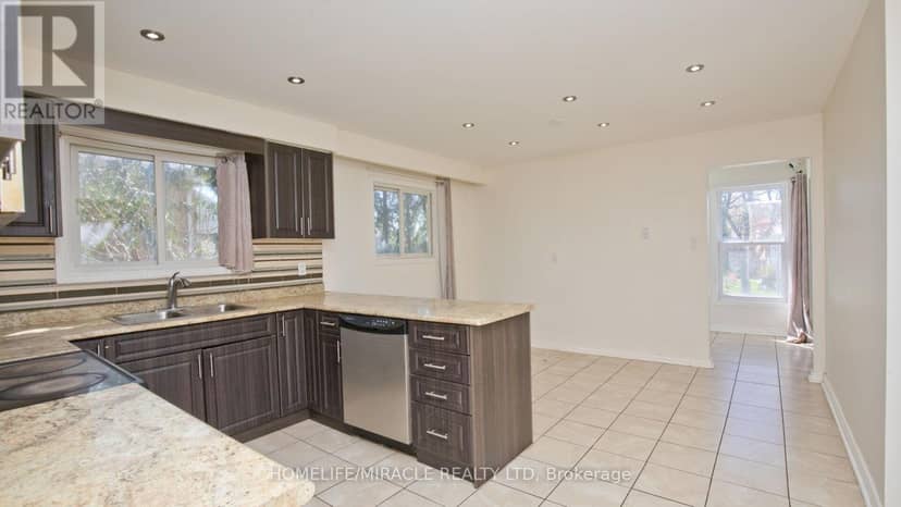 38 Medici Place — photo 13 of 40