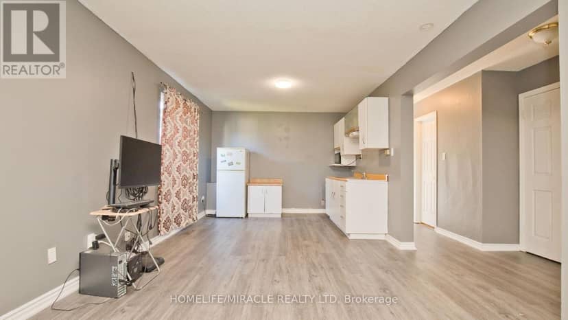 38 Medici Place — photo 26 of 40