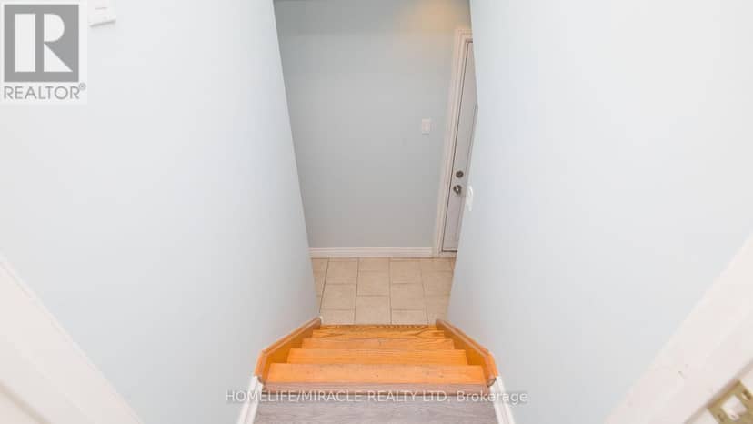 38 Medici Place — photo 33 of 40