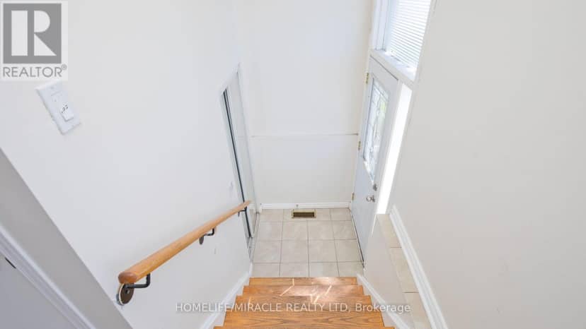 38 Medici Place — photo 7 of 40