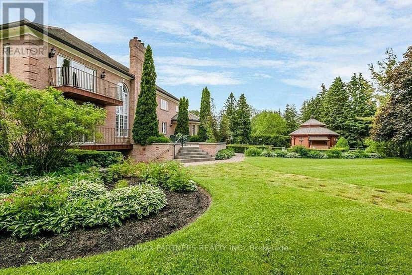11 Jarvis Avenue, Aurora, photo 4