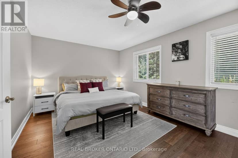 35 Bloom Crescent — photo 16 of 40