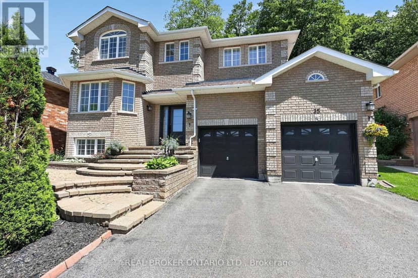 35 Bloom Crescent — photo 2 of 40