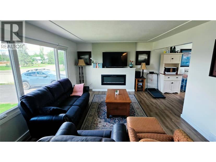 1405 108 Avenue, Dawson Creek, photo 3