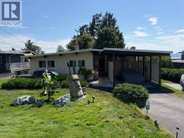 7170 WESTMINSTER STREET, Powell River, photo 2