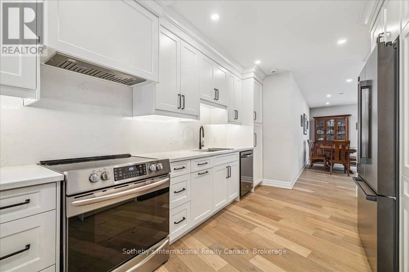 10 Southwind Terrace — photo 14 of 40
