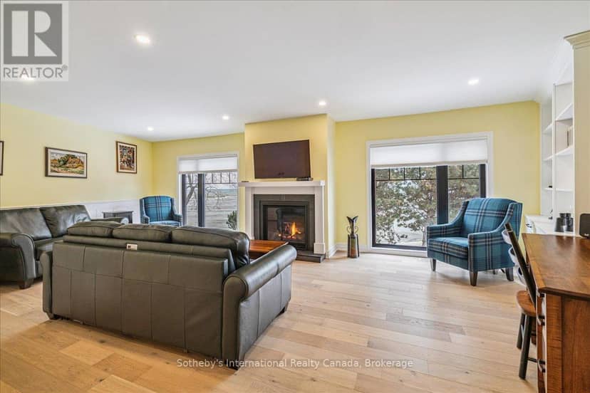 10 Southwind Terrace — photo 16 of 40