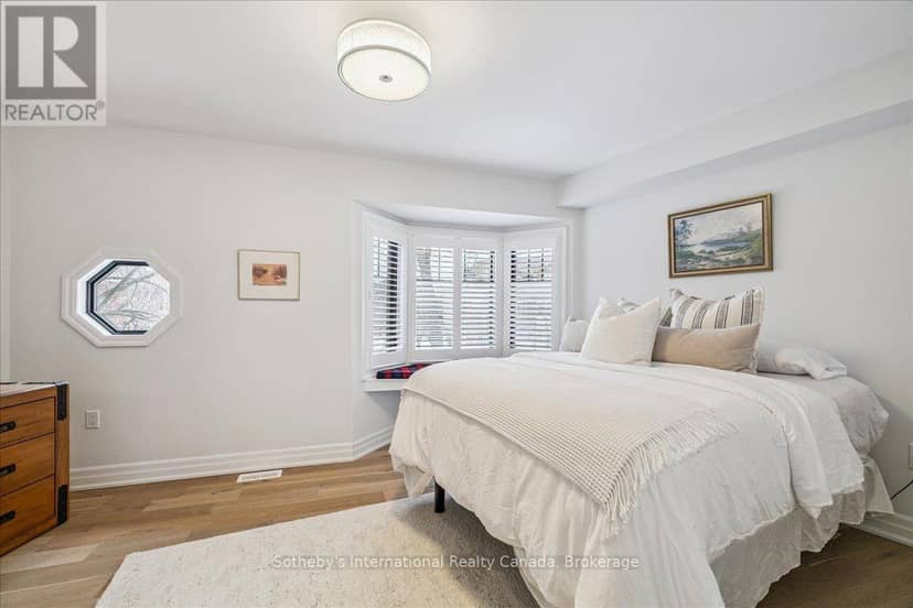 10 Southwind Terrace — photo 21 of 40