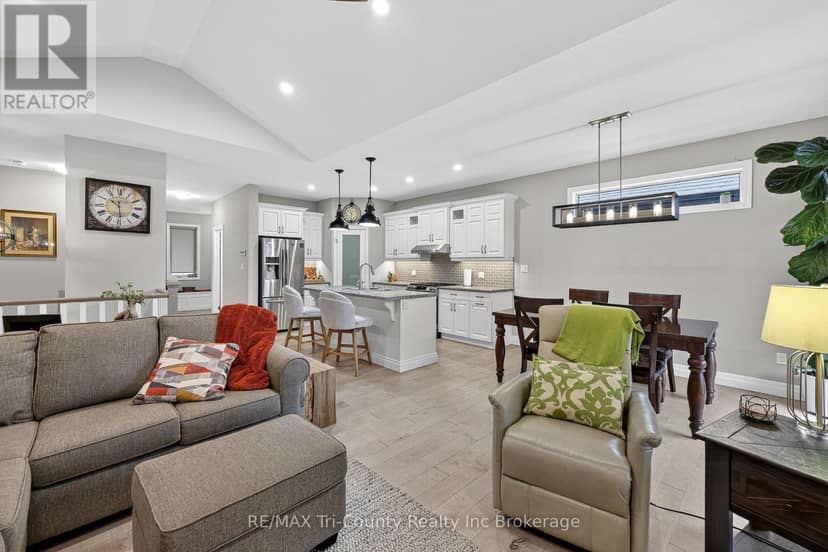 150 Denrich Avenue — photo 10 of 40