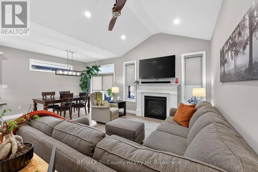 150 Denrich Avenue — photo 11 of 40