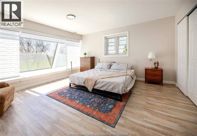 22 University Drive — photo 13 of 24