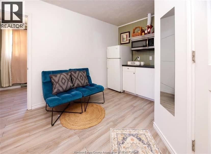 22 University Drive — photo 18 of 24