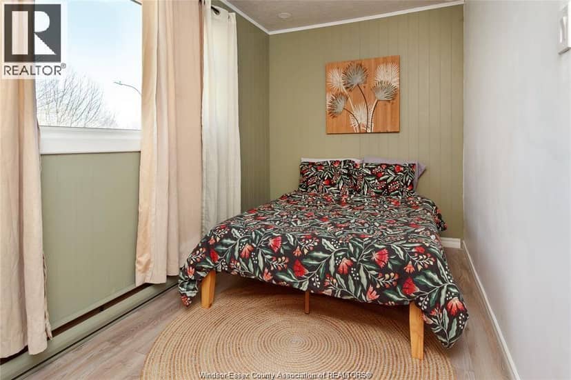 22 University Drive — photo 20 of 24