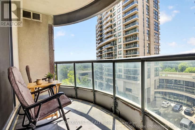 706 - 7 Lorraine Drive — photo 25 of 26