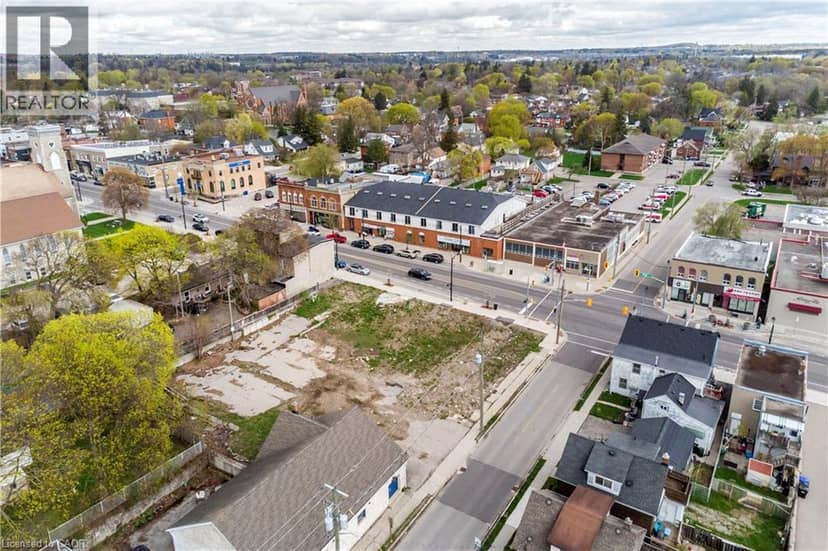 868 KING Street E — photo 6 of 6