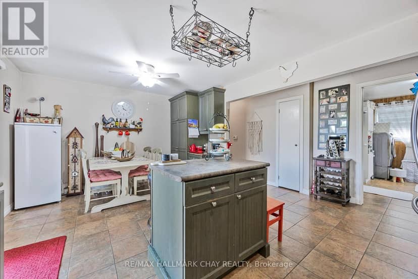 9205 McKinnon Road — photo 21 of 40