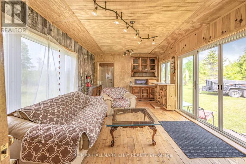 9205 McKinnon Road — photo 32 of 40