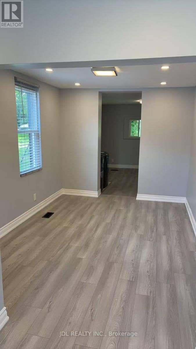 238 Hunter Street — photo 5 of 18