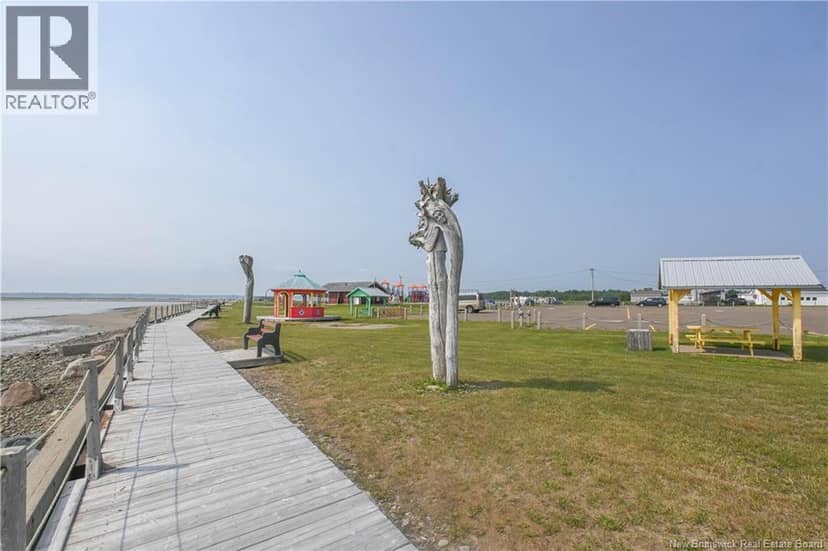 33 de la Baie Street — photo 38 of 40