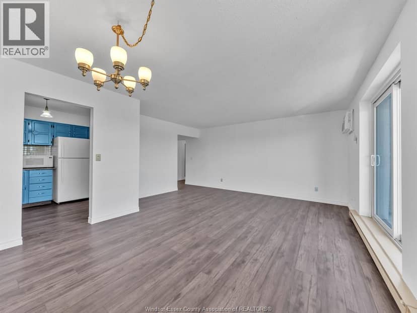 3950 WYANDOTTE STREET East Unit# 505 — photo 6 of 29