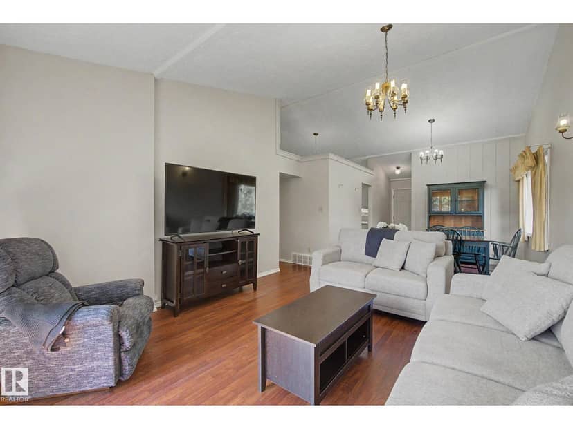 2211 Millbourne Rd W NW — photo 15 of 40