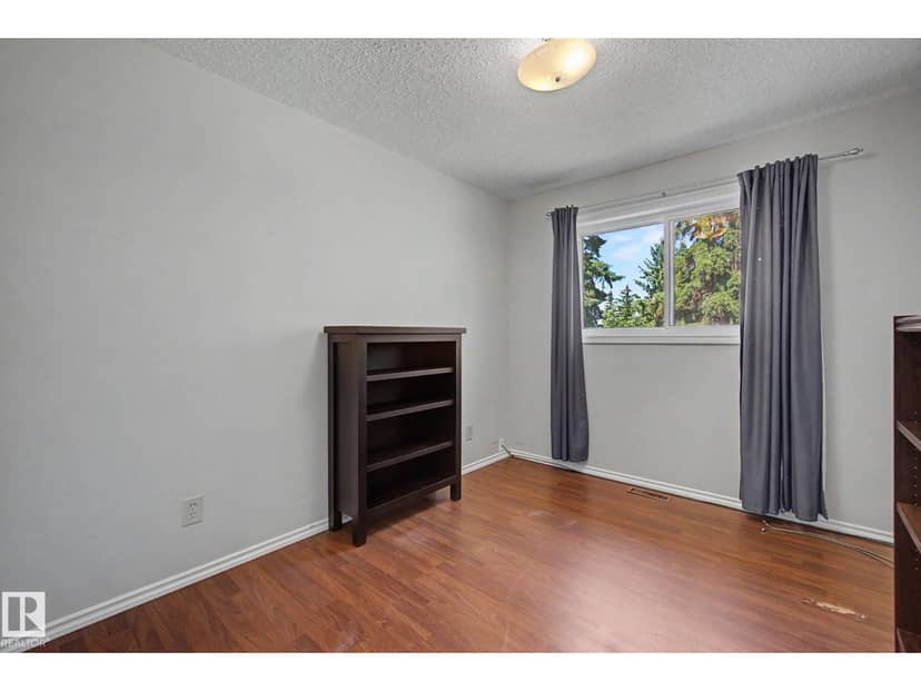 2211 Millbourne Rd W NW — photo 30 of 40