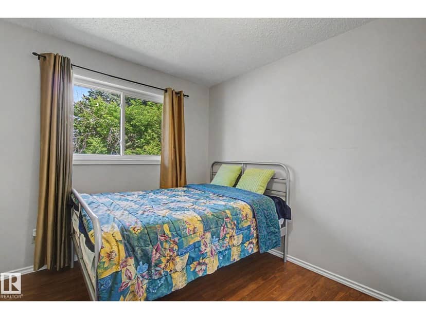 2211 Millbourne Rd W NW — photo 28 of 40