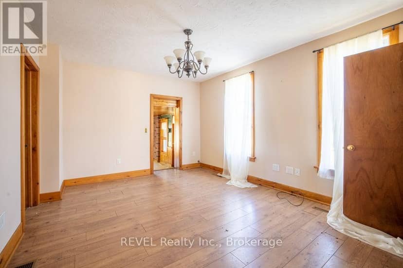 2277 Ridgemount Road — photo 10 of 37