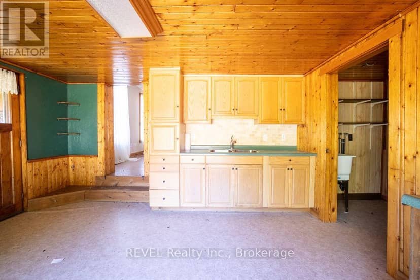 2277 Ridgemount Road — photo 16 of 37