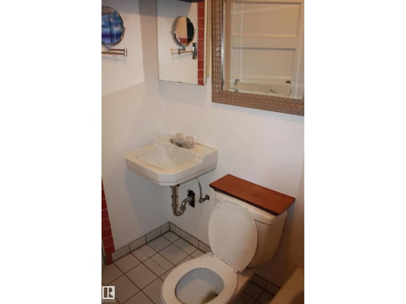 5227 51 street — photo 18 of 40
