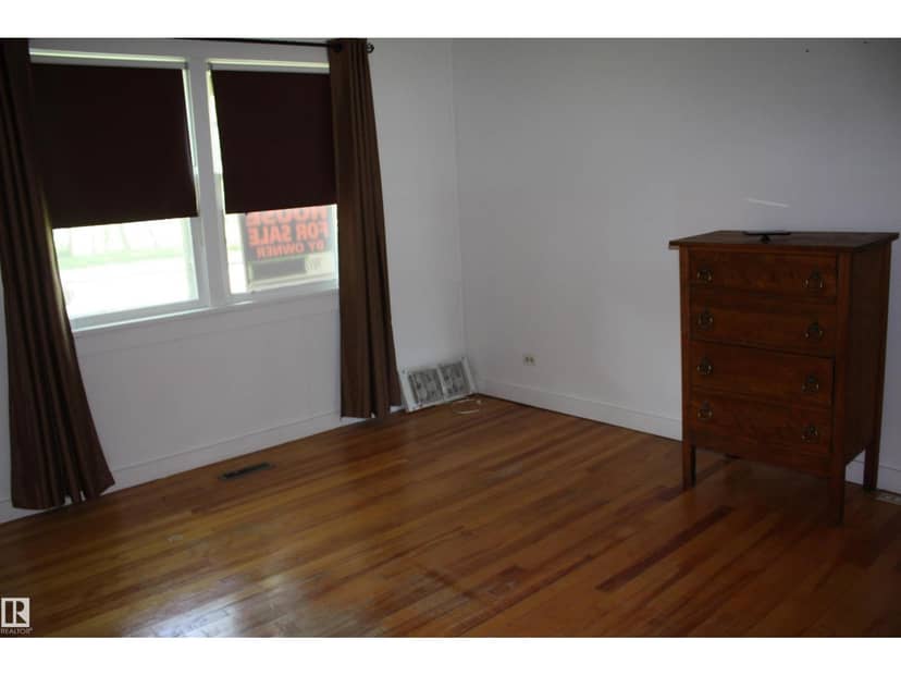 5227 51 street — photo 26 of 40