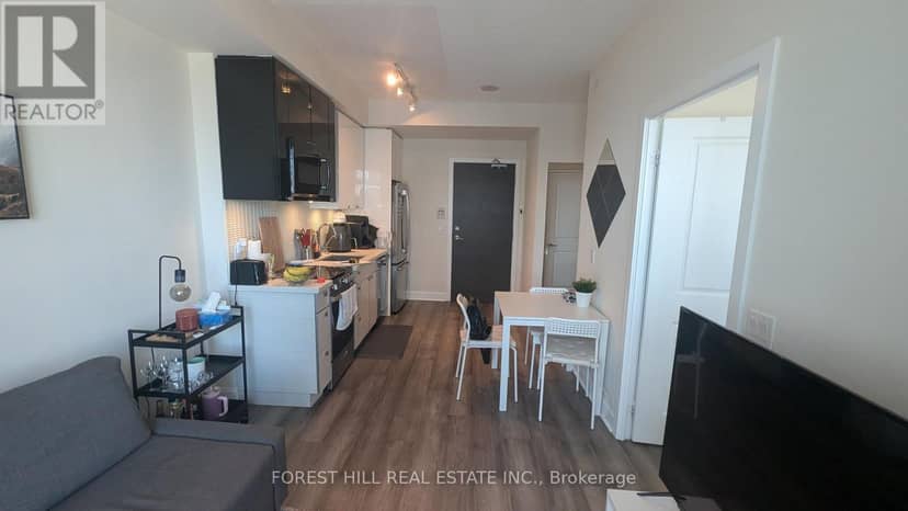 2605 - 33 Shore Breeze Drive — photo 10 of 35