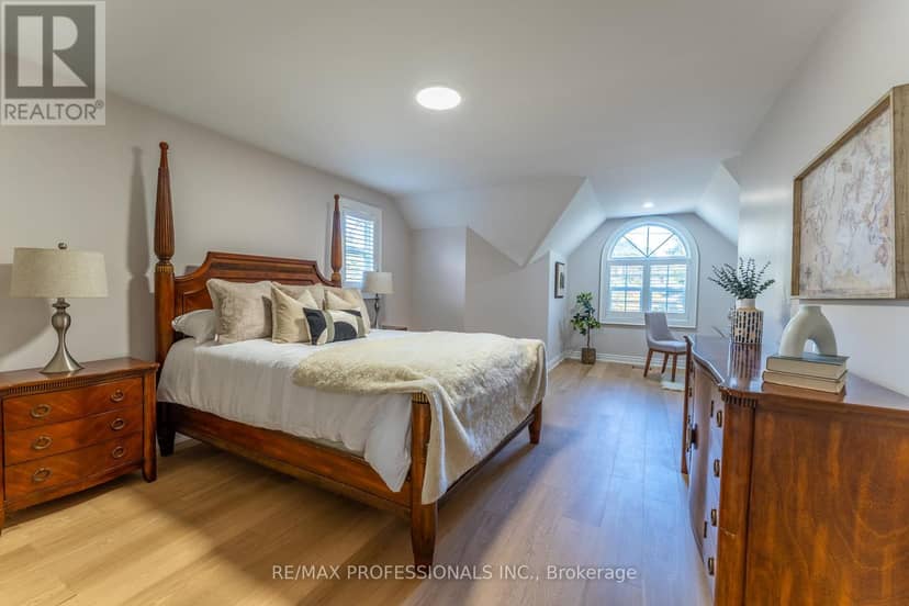 354 Country Club Crescent — photo 37 of 40