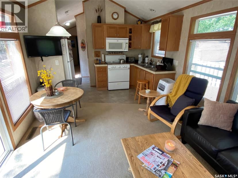 25-26 Eugene DRIVE — photo 11 of 20