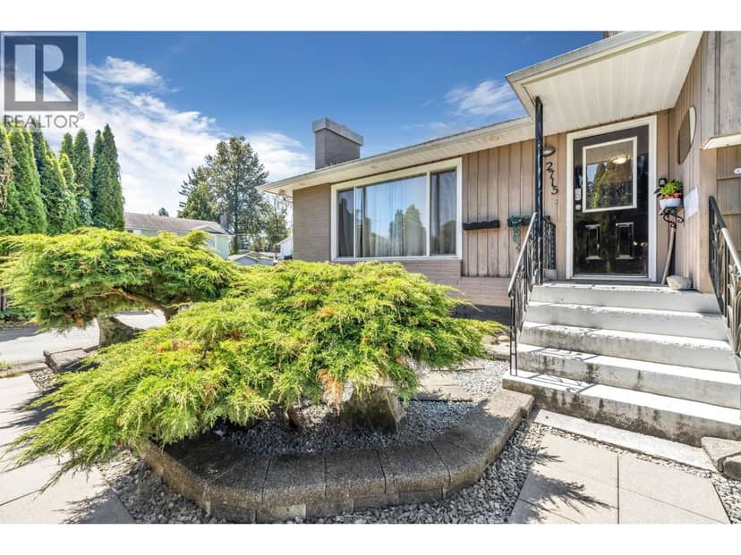 2715 COAST MERIDIAN ROAD, Port Coquitlam