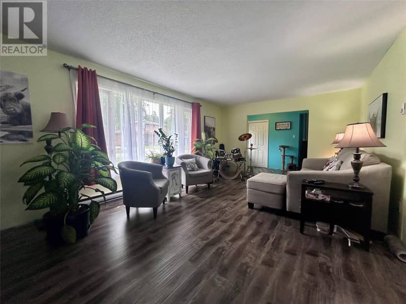 4 Elmwood Crescent, Pasadena, photo 7