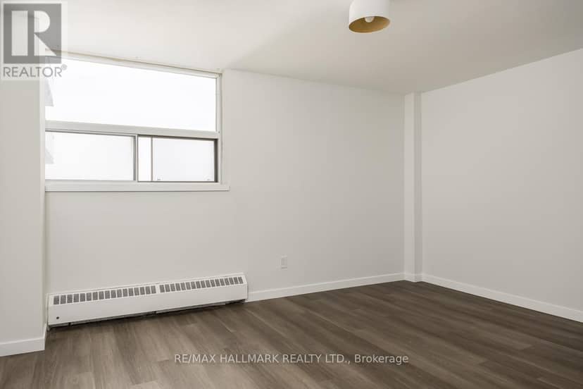 1105 - 5949 Yonge Street — photo 10 of 18