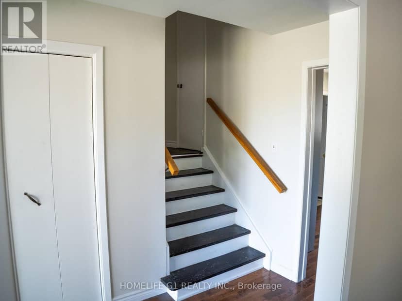 330 Grove Street E — photo 20 of 28